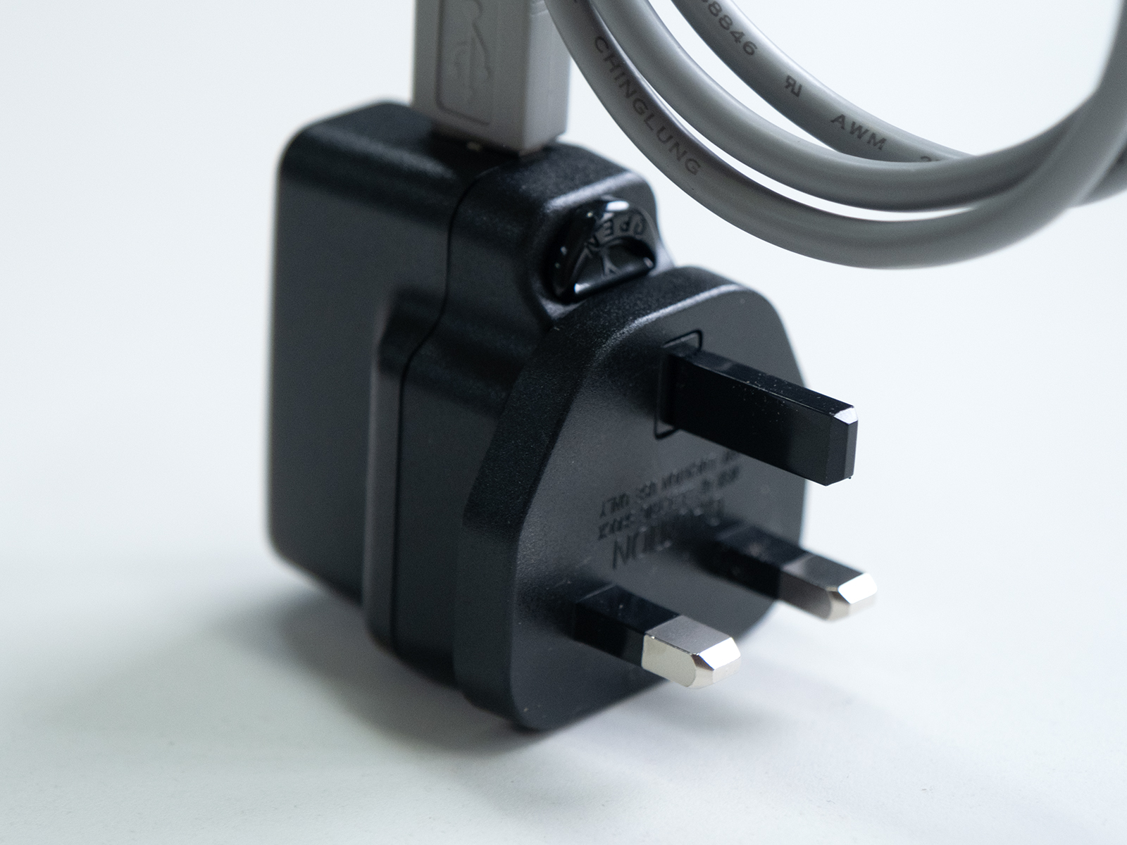 HouseMate Netzteil (inkl. USB Kabel)
